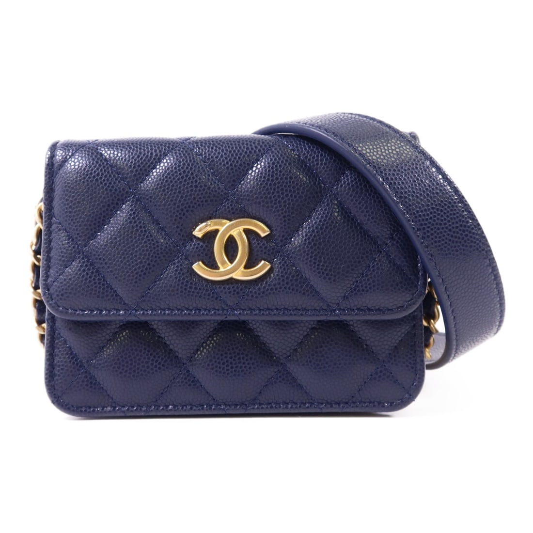 CHANEL Navy Blue Calfskin Chain Shoulder Bag with GHW: CHANEL Navy Blue Calfskin Chain Shoulder Bag with GHW This exquisite CHANEL chain shoulder bag is crafted from high-quality calfskin leather in a sophisticated navy blue color. The bag features a slee