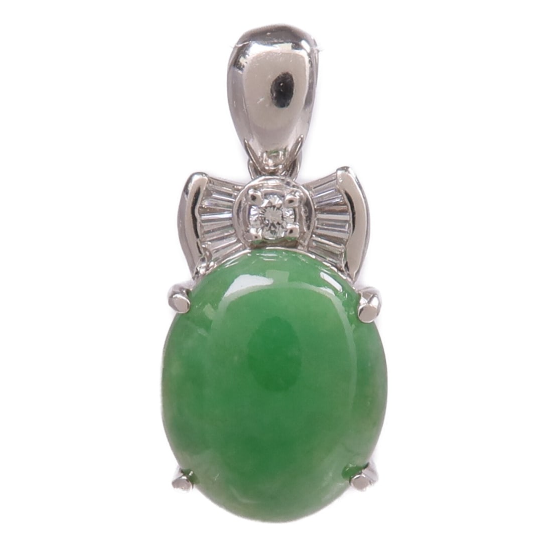 Jade and Diamond Pendant Top in PT900 Platinum Green Accent: Jade and Diamond Pendant Top in PT900 Platinum Green Accent This pendant top features a green jade stone set in Pt900 platinum. Designed in a classic style, it offers a sophisticated look and is craft