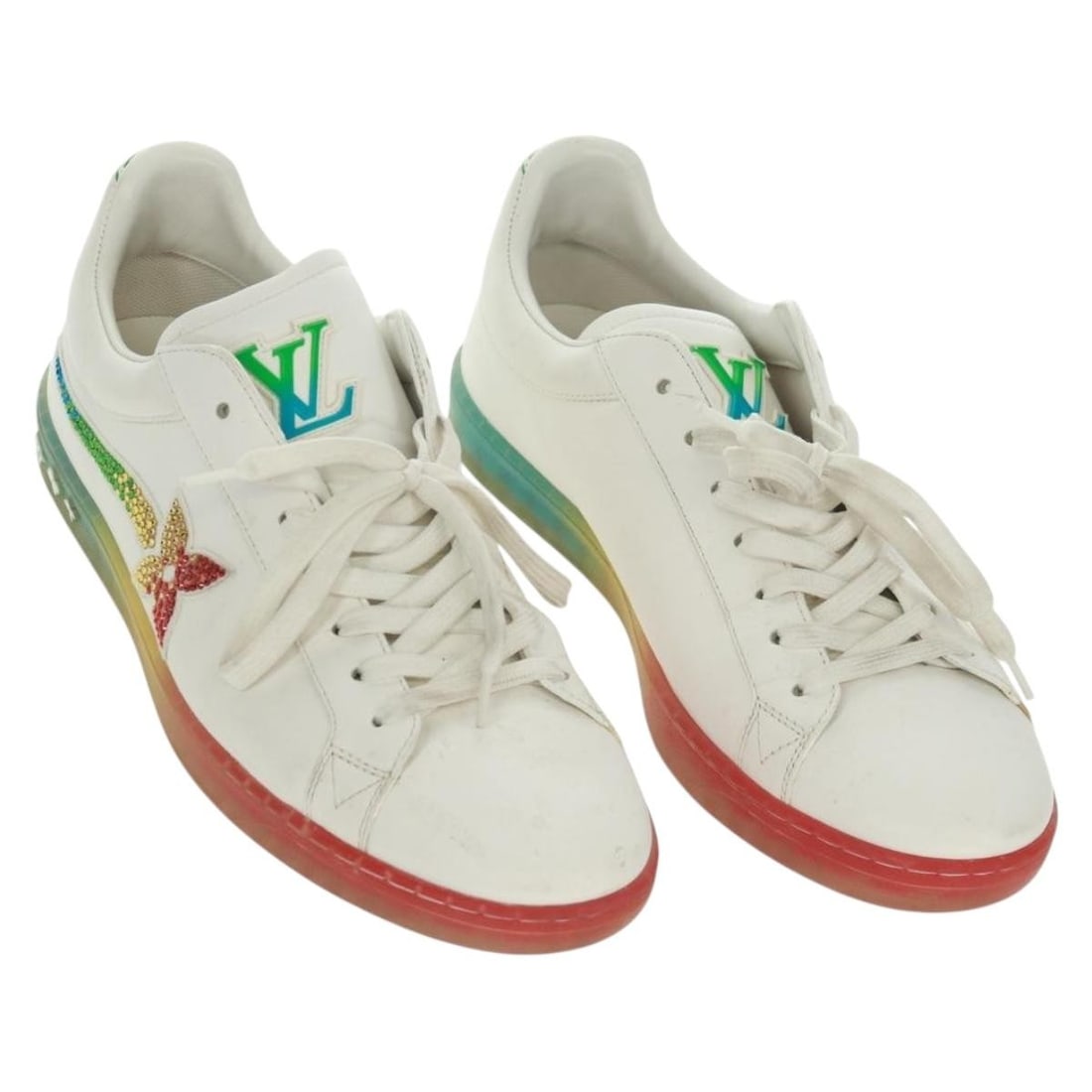 White Leather Louis Vuitton Luxembourg Samothrace Sneakers Made in Italy: White Leather Louis Vuitton Luxembourg Samothrace Sneakers Made in Italy These Louis Vuitton Luxembourg Samothrace sneakers feature a white leather upper crafted in Italy. They come with a dust bag an