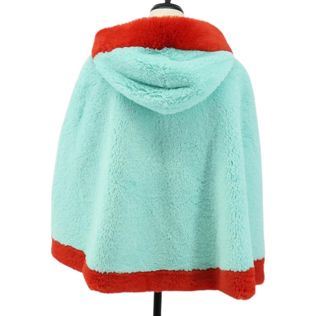 Gucci Peppermint Fur Tiger Poncho Jacket With Suit Cover - 2