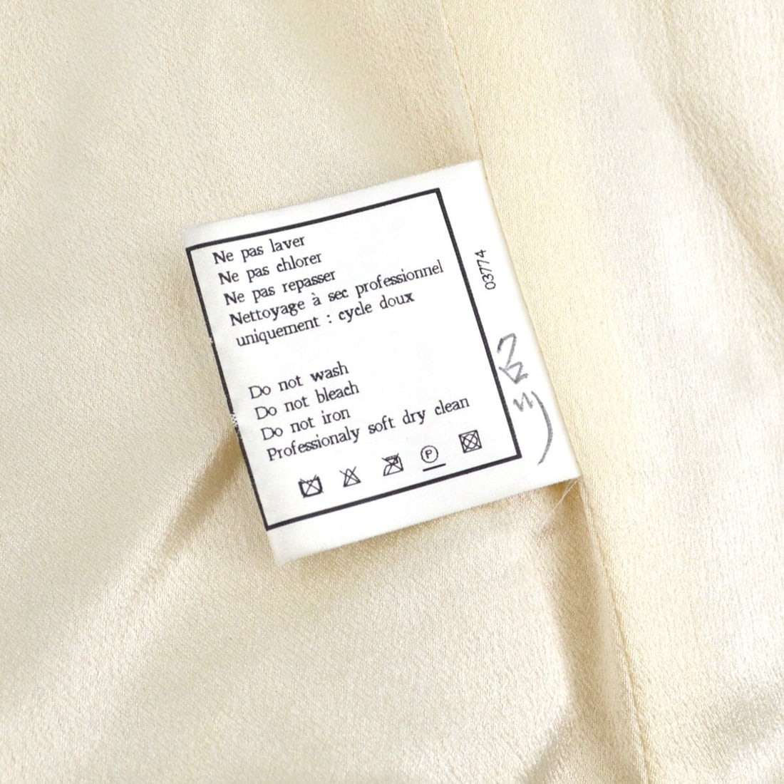 Chanel Off-White Black Fur Jacket Coat with Silk Lining - 9