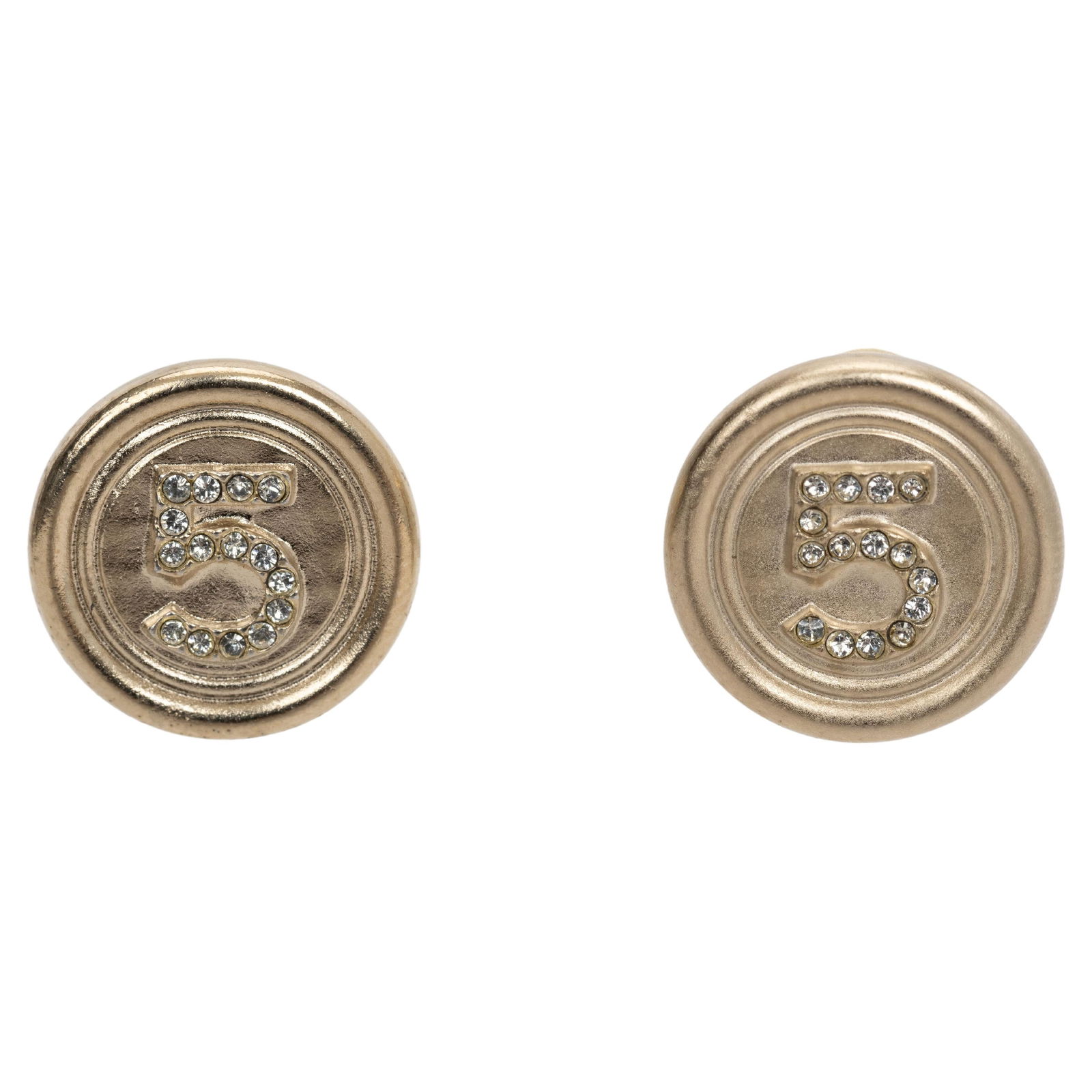 Chanel Number 5 Button Earrings Gilt Metal Cruise 2021: Chanel Number 5 Button Earrings Gilt Metal Cruise 2021 Elevate your accessory collection with these stunning Chanel Number 5 Button Pierced Earrings. Crafted from gilt metal, these earrings showcase a