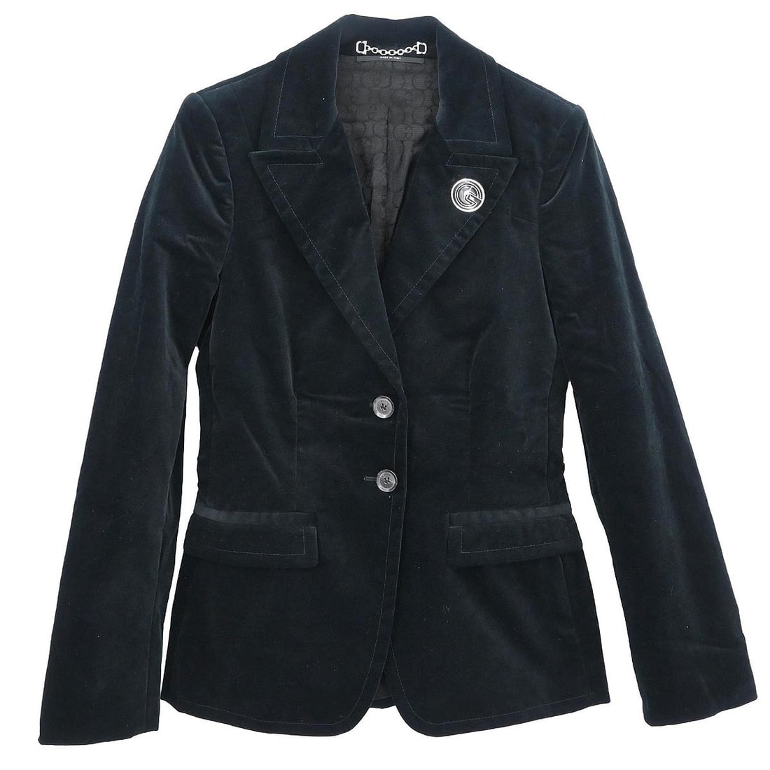 Gucci Navy Collared Mid-Length Cotton Blend Jacket Size 38: Gucci Navy Collared Mid-Length Cotton Blend Jacket Size 38 This Gucci single-breasted jacket features a mid-length design crafted from a high-quality blend of 97% cotton and 3% polyurethane. The navy
