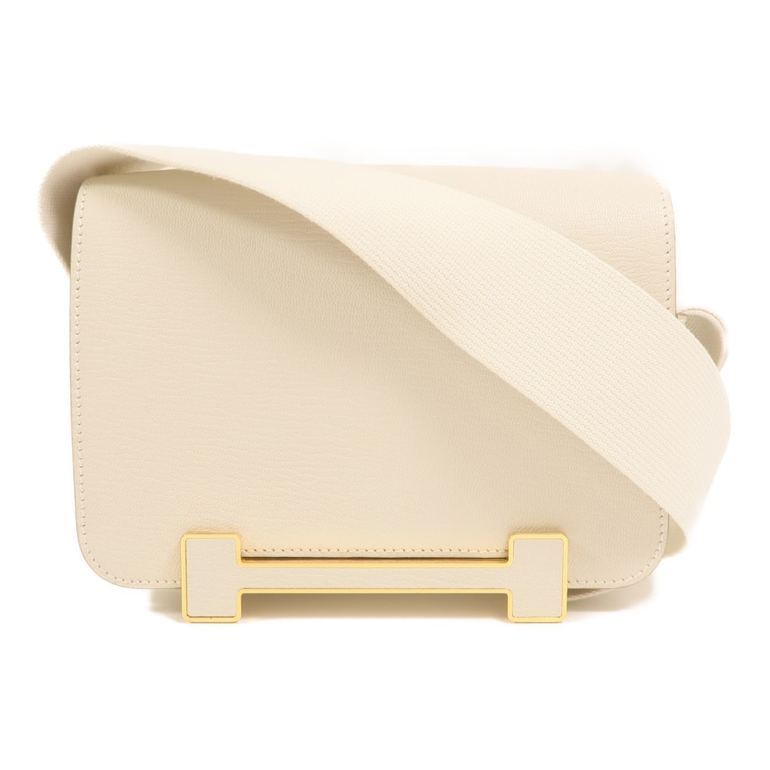 Hermes Geta Beton Goatskin Shoulder Bag with Gold Tone Hardware: Hermes Geta Beton Goatskin Shoulder Bag with Gold Tone Hardware This Hermes Geta shoulder bag features a sleek silhouette crafted from Chevre (goatskin) leather in a white Beton color. The bag is desi
