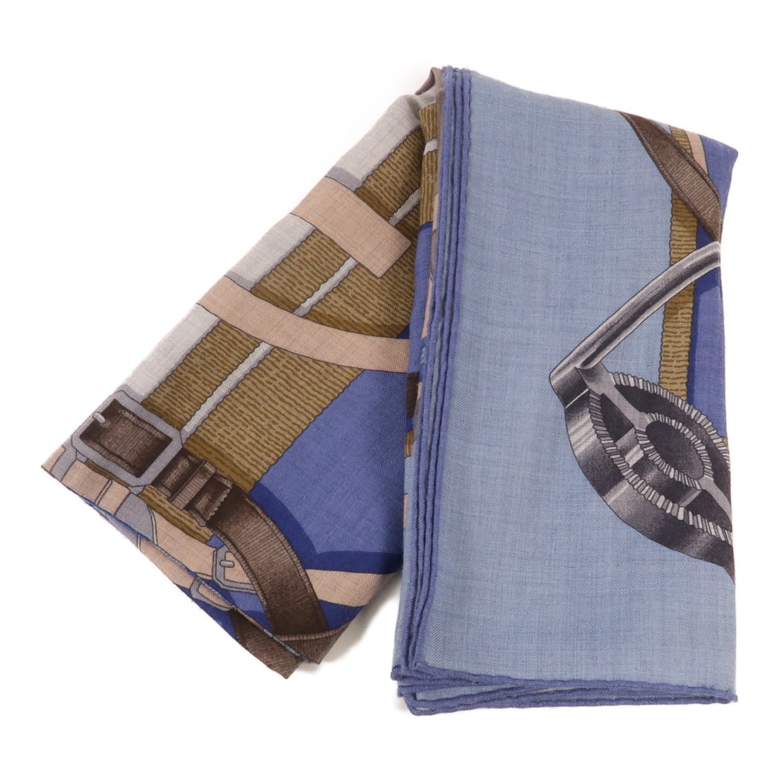 HERMES Cashmere Scarf in Blue France: HERMES Cashmere Scarf in Blue France This exquisite HERMES scarf is crafted from luxurious cashmere, showcasing a vibrant blue color that is sure to make a statement. Designed for regular sizing,