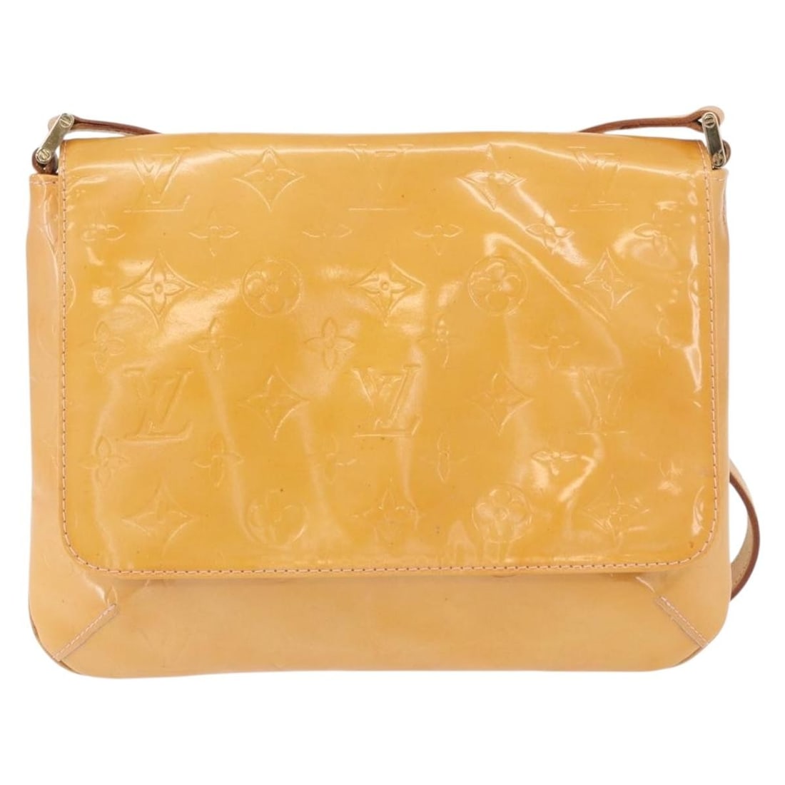 Thompson Street Beige Patent Leather Shoulder Bag by Louis Vuitton: Thompson Street Beige Patent Leather Shoulder Bag by Louis Vuitton The Louis Vuitton Thompson Street Handbag features the iconic Monogram Vernis in beige patent leather. Designed for women, this bag o