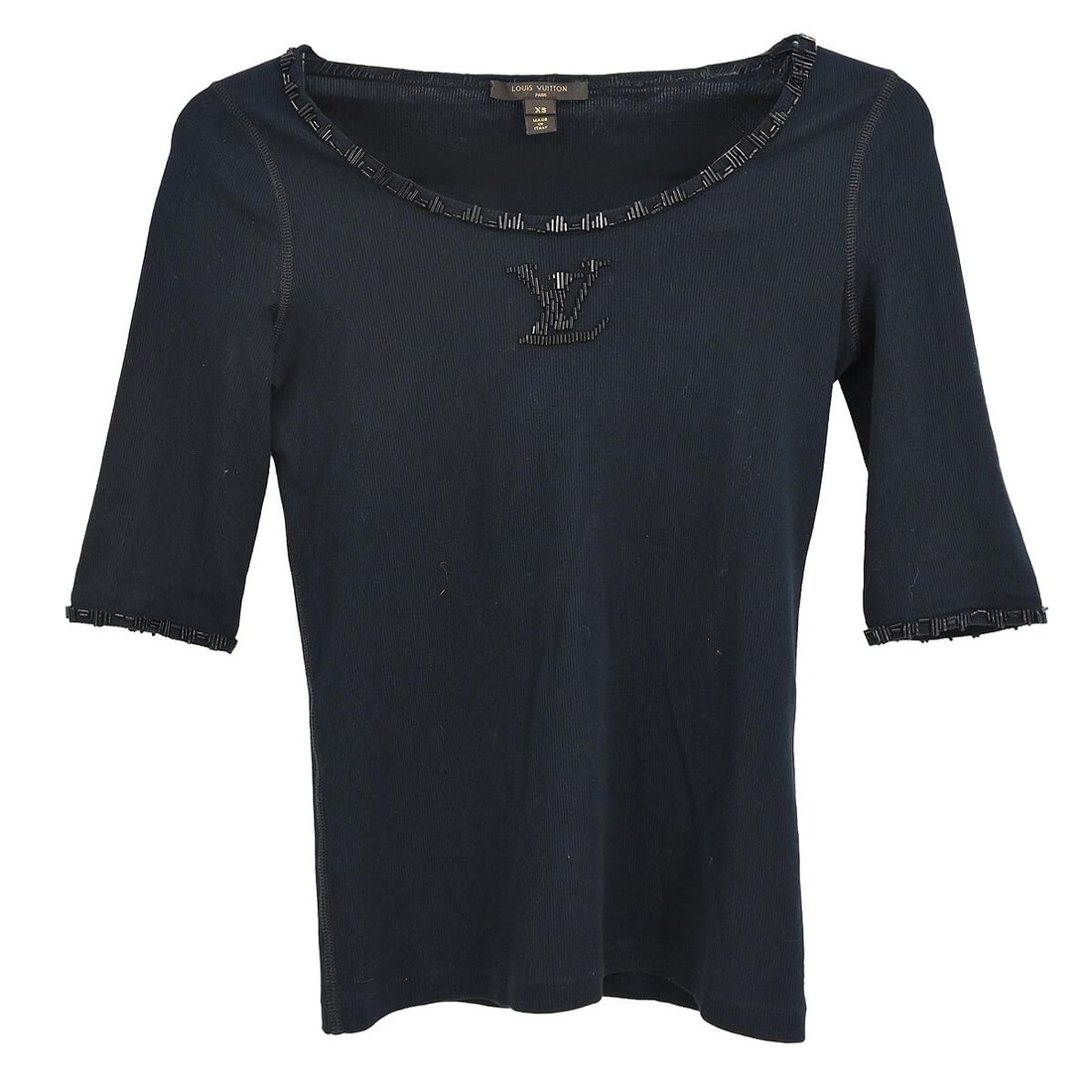 Black Knit Top with Short Sleeves by Louis Vuitton Size XS: Black Knit Top with Short Sleeves by Louis Vuitton Size XS This Louis Vuitton short sleeve knit top features a classic round neckline and a regular fit, ideal for casual occasions. The top is crafted