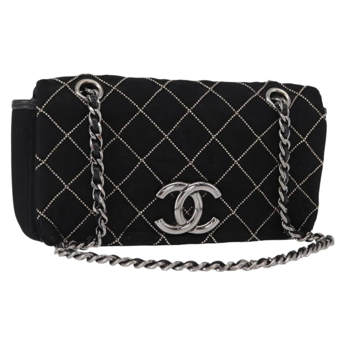 CHANEL Matelasse Black Satin Shoulder Bag Silver Hardware Auth 157278: CHANEL Matelasse Black Satin Shoulder Bag Silver Hardware Auth 157278 This CHANEL Matelasse Chain Shoulder Bag is a sophisticated accessory crafted in luxurious black satin with silver accents. Design