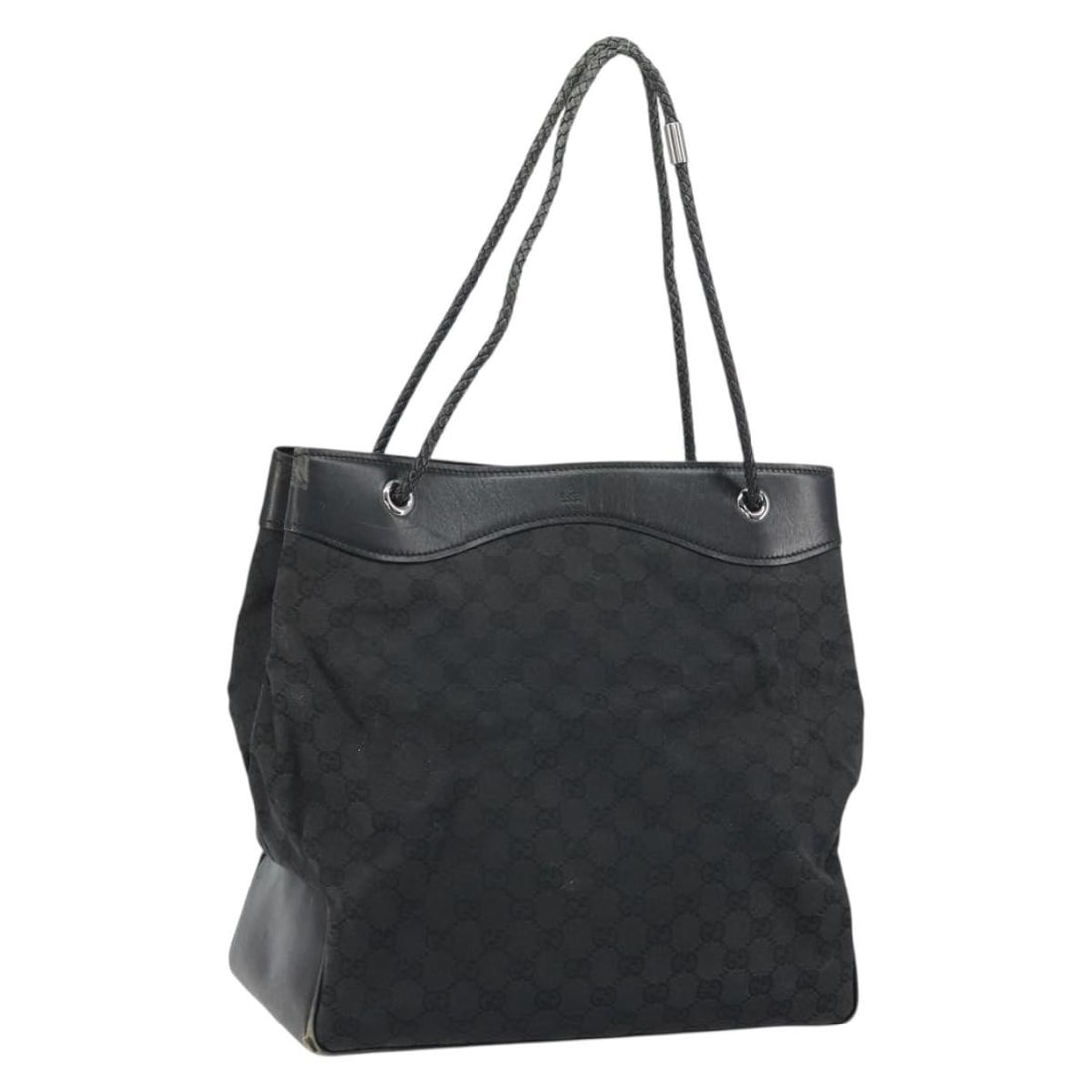 Black GG Canvas Shoulder Purse by Gucci Model 109141: Black GG Canvas Shoulder Purse by Gucci Model 109141 This Gucci GG Canvas shoulder bag features a black and silver exterior crafted from GG canvas material. It is designed with a spacious interior and