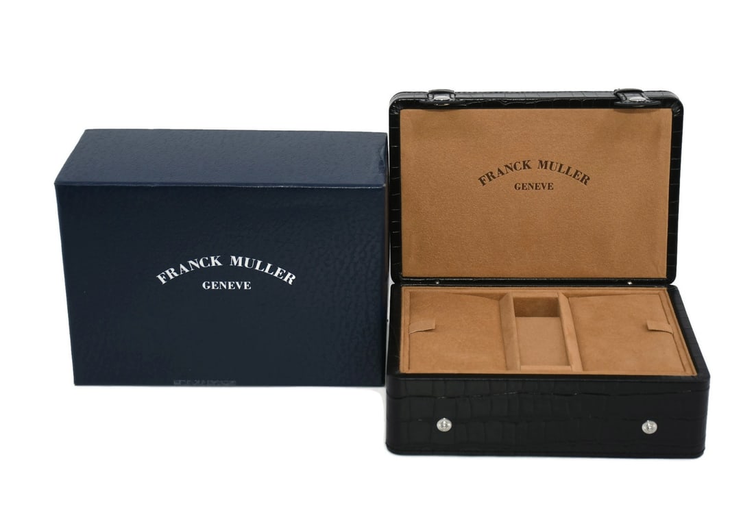 Authentic Franck Muller Presentation Box for Single Watch 7x5x4: Authentic Franck Muller Presentation Box for Single Watch 7x5x4 This Franck Muller Presentation Box is an elegant solution for storing your timepiece. Designed specifically for a single watch, it meas