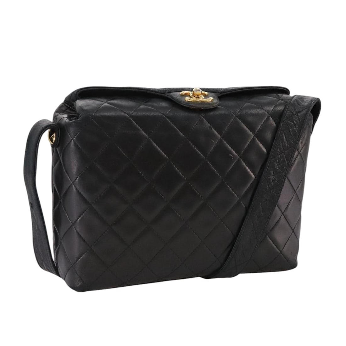 CHANEL Black Gold Matelasse Shoulder Bag Lamb Skin Italy Auth 108071 (1 of 18)