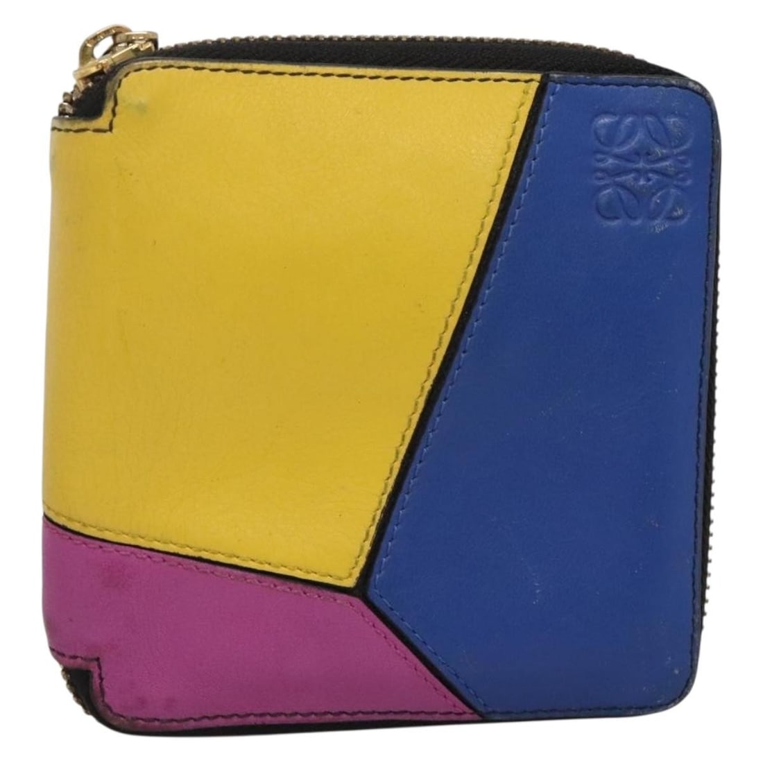 LOEWE Yellow Puzzle Anagram Compact Leather Wallet Auth 134882: LOEWE Yellow Puzzle Anagram Compact Leather Wallet Auth 134882 Introducing the LOEWE Puzzle Anagram Compact Wallet, a stylish accessory crafted from premium leather in a vibrant yellow hue. This compa