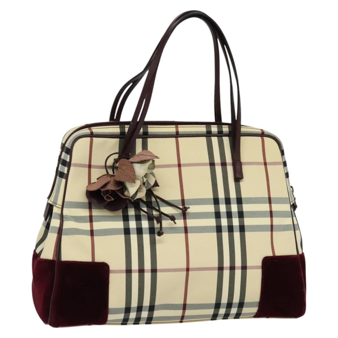 Burberry Nova Check Beige Silver Nylon Hand Bag Authentic: Burberry Nova Check Beige Silver Nylon Hand Bag Authentic This BURBERRY Nova Check Hand Bag is crafted from durable nylon in a chic beige and silver color combination. Its stylish design makes it a ve