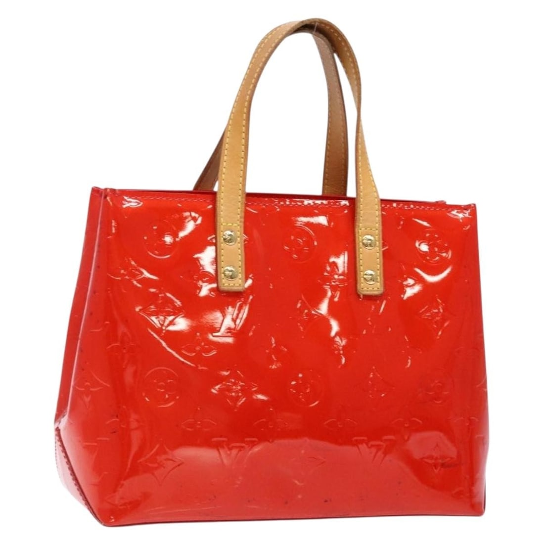 LOUIS VUITTON Monogram Vernis Reade PM Hand Bag Red Patent Leather M91088: LOUIS VUITTON Monogram Vernis Reade PM Hand Bag Red Patent Leather M91088 This authentic LOUIS VUITTON Monogram Vernis Reade PM Hand Bag showcases a striking red patent leather exterior, making it a s