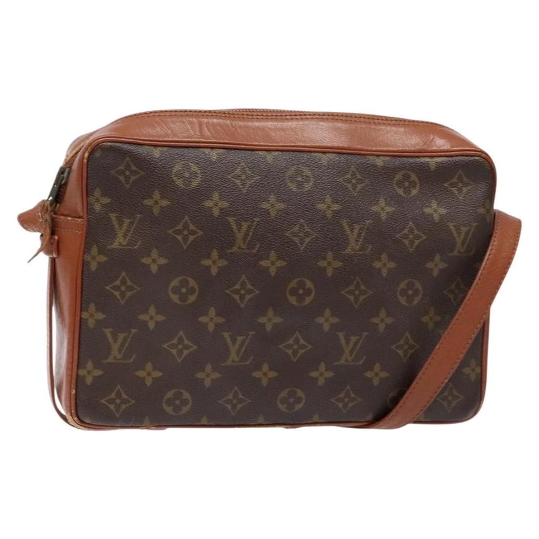 Louis Vuitton Monogram Canvas Sac Bandouliere Shoulder Bag M51364 France: Louis Vuitton Monogram Canvas Sac Bandouliere Shoulder Bag M51364 France This Louis Vuitton Monogram Sac Bandouliere Shoulder Bag features the iconic monogram canvas exterior and is designed in a clas