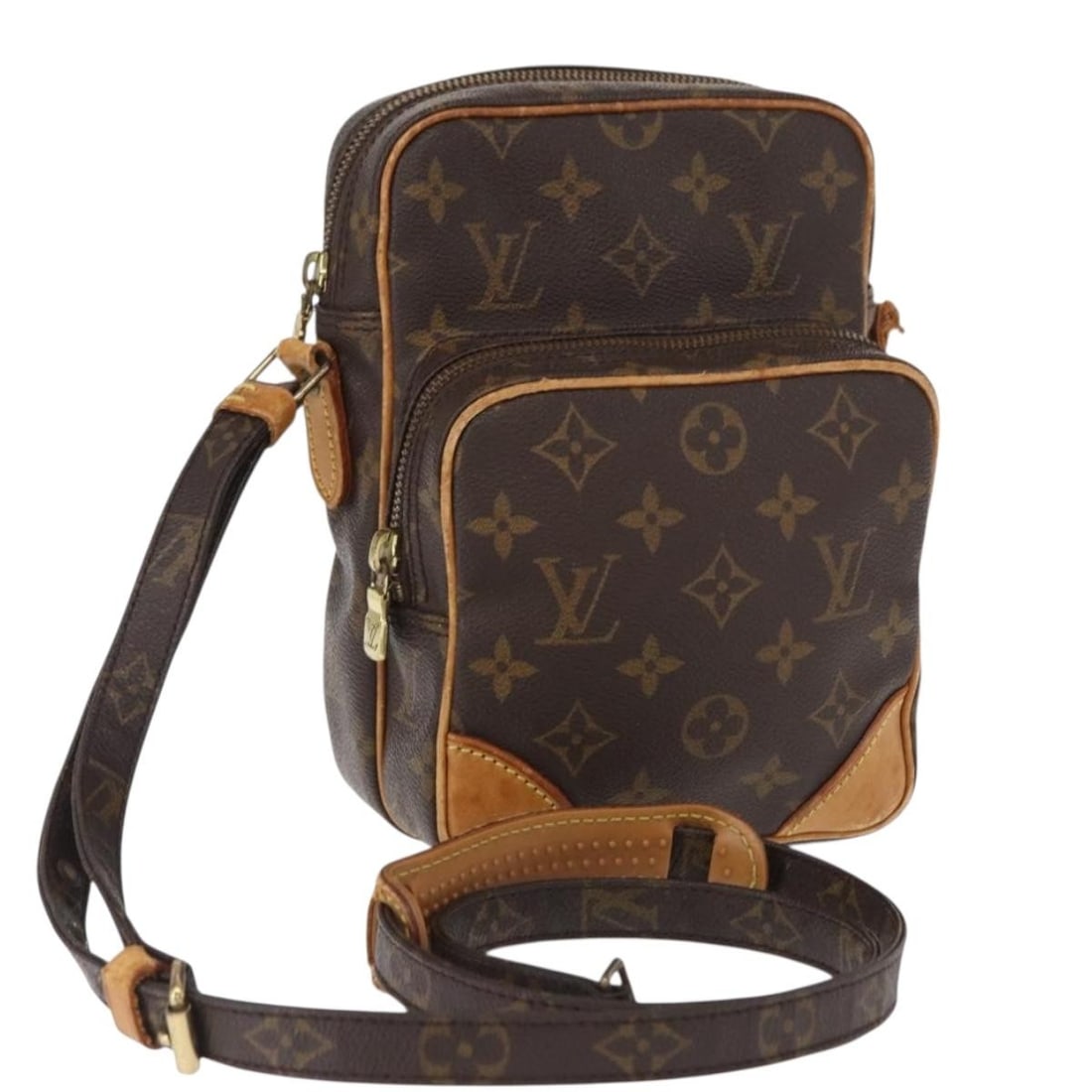 Louis Vuitton Amazon Monogram Canvas Shoulder Bag M45236 France: Louis Vuitton Amazon Monogram Canvas Shoulder Bag M45236 France This is a Louis Vuitton Monogram Amazon Shoulder Bag, model M45236, crafted in monogram canvas with a classic monogram color scheme. Mad