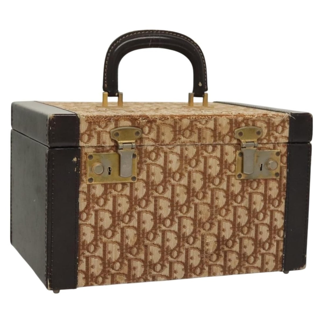 Christian Dior Brown Trotter Canvas Vanity Hand Bag Auth 134613: Christian Dior Brown Trotter Canvas Vanity Hand Bag Auth 134613 This authentic Christian Dior Trotter Canvas Vanity Case Hand Bag showcases a classic design in a rich brown color. Crafted from durable