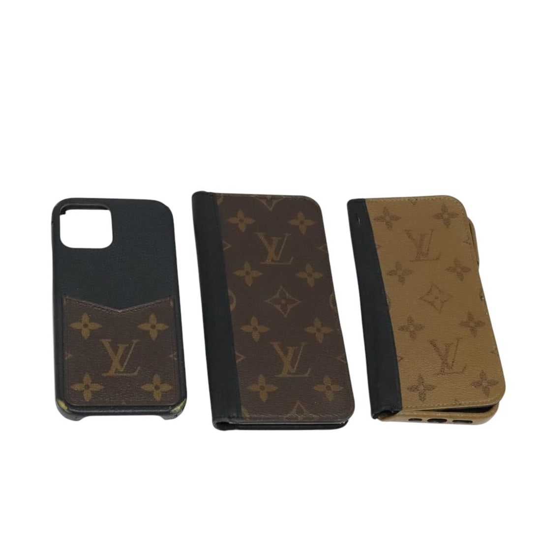 Louis Vuitton Monogram Reverse iPhone Case 3Set Authentic: Louis Vuitton Monogram Reverse iPhone Case 3Set Authentic This authentic Louis Vuitton Monogram Reverse iPhone Case is crafted from durable Monogram Canvas, showcasing the brand's iconic design. The c