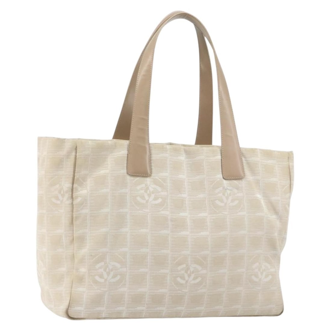 CHANEL Travel Line Beige Gold Nylon Tote Bag Auth BA7760: CHANEL Travel Line Beige Gold Nylon Tote Bag Auth BA7760 This stylish CHANEL New Travel Line Tote Bag is crafted from durable nylon in a sophisticated beige and gold color combination. Designed for pr