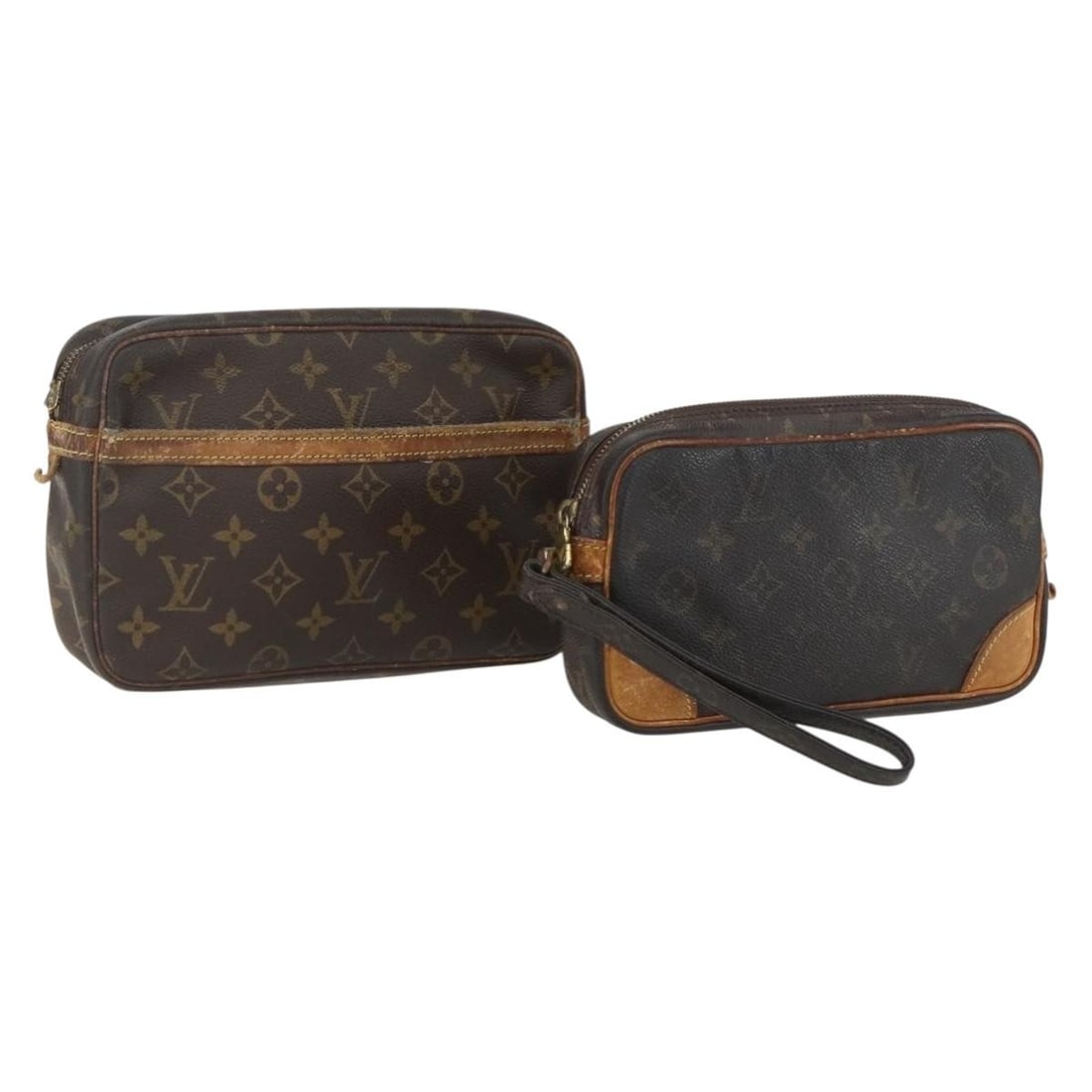 Set of 2 Louis Vuitton Monogram Canvas Clutch Bags Authenticated: Set of 2 Louis Vuitton Monogram Canvas Clutch Bags Authenticated This is a set of two Louis Vuitton monogram clutch bags crafted from monogram canvas, originating from France. The bags are heavily use
