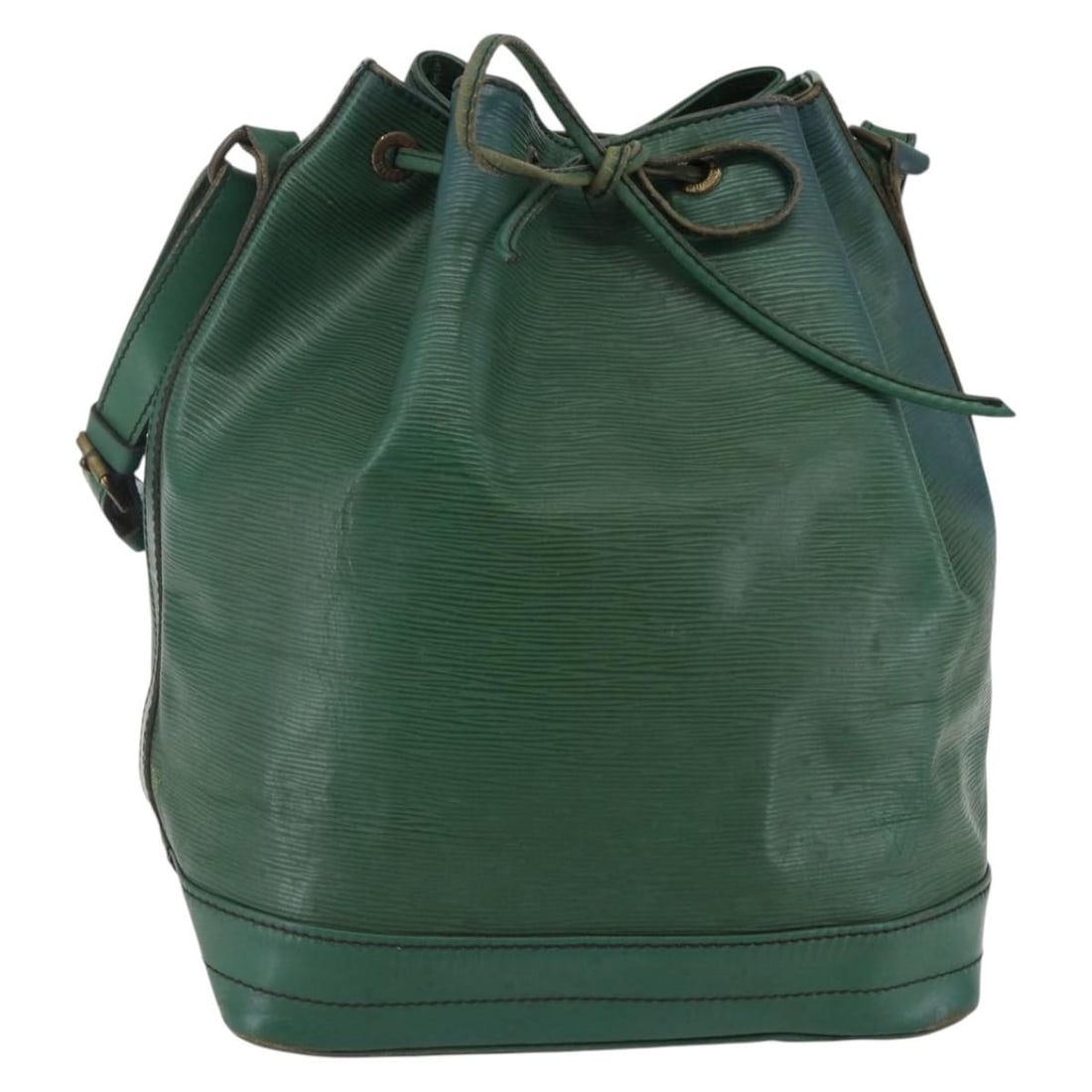 LOUIS VUITTON Epi Noe Green Shoulder Bag M44004 Auth France: LOUIS VUITTON Epi Noe Green Shoulder Bag M44004 Auth France This elegant Louis Vuitton Noe Shoulder Bag in a vibrant green Epi leather showcases classic French craftsmanship. With dimensions of approx