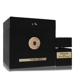 Tiziana Terenzi Vittoriale Extrait De Parfum Spray (Unisex) By Tiziana Terenzi: Tiziana Terenzi Vittoriale Extrait De Parfum Spray (Unisex) By Tiziana Terenzi Tiziana Terenzi Vittoriale Cologne by Tiziana Terenzi Size: 3.4 oz Extrait De Parfum Spray PLEASE NOTE: Framed, Large, or