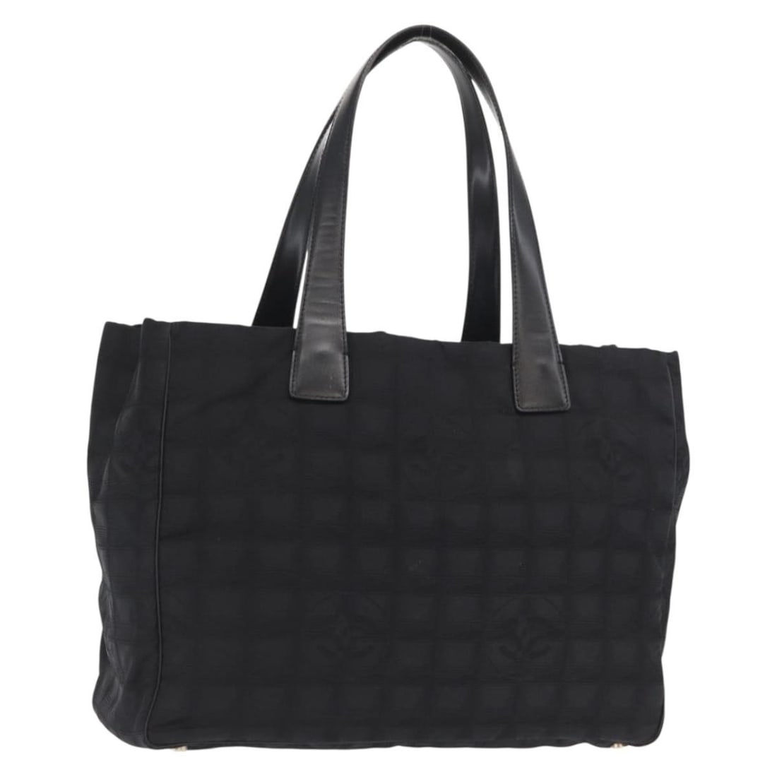 Chanel Black Nylon New Travel Line Tote Gold CC Logo Handbag: Chanel Black Nylon New Travel Line Tote Gold CC Logo Handbag This is a CHANEL Travel Line tote bag crafted from black nylon with gold-tone accents. The bag is made in Italy and features dual handles w