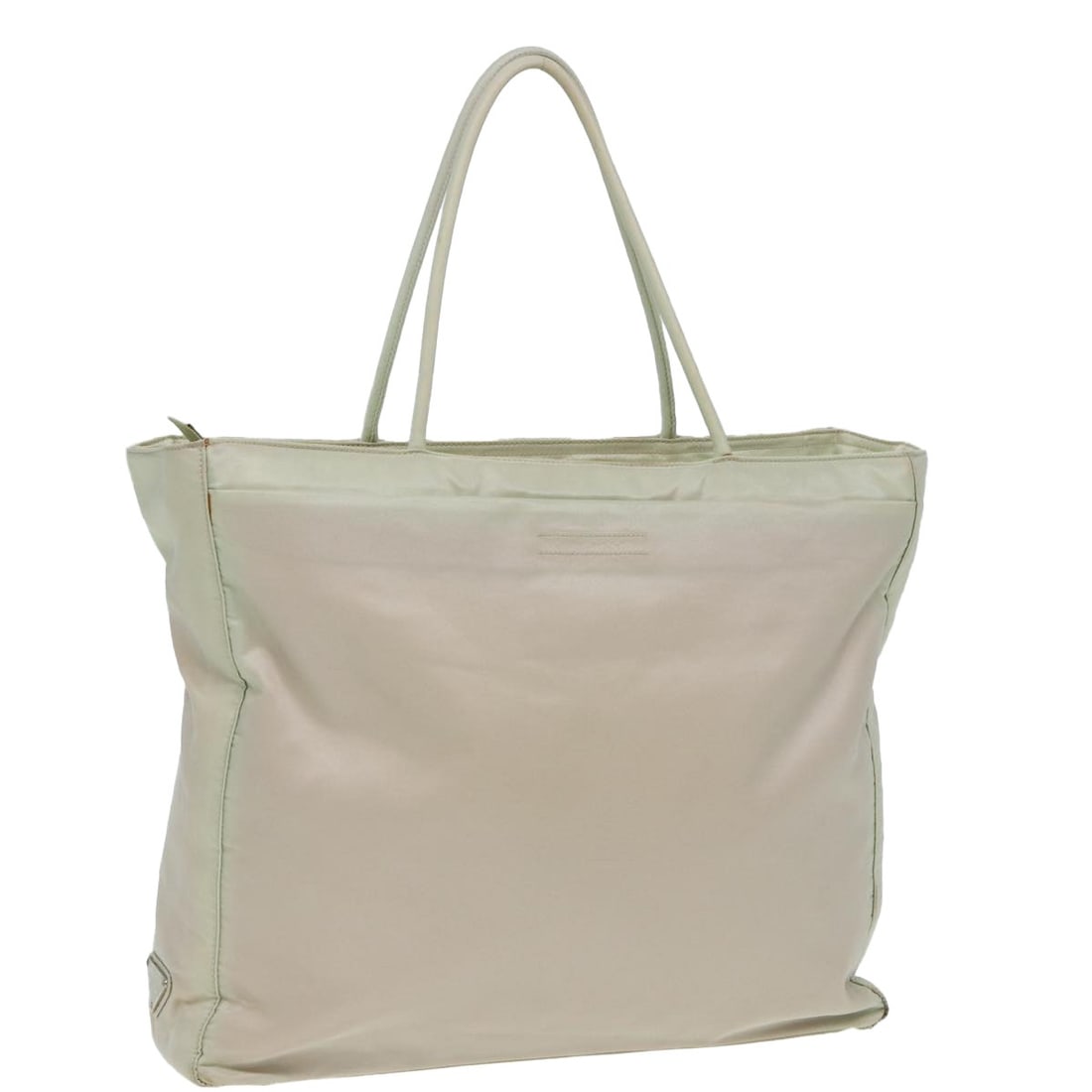 PRADA White Nylon Tote Bag Made in Italy Auth 84456: PRADA White Nylon Tote Bag Made in Italy Auth 84456 This authentic PRADA tote bag is a stylish accessory crafted in Italy from durable nylon in a pristine white color. The bag features a spacious inte