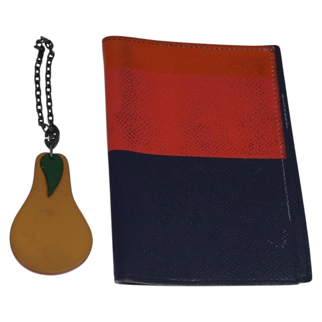 HERMES Orange Brown Leather Day Planner Cover & Key Holder 2Set Auth: HERMES Orange Brown Leather Day Planner Cover & Key Holder 2Set Auth This elegant HERMES Day Planner Cover is crafted from high-quality leather in a striking orange and brown color combination. This i