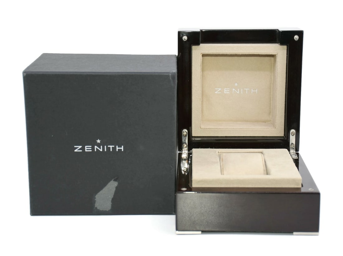 Authentic Zenith Watch Presentation Box 5x5x4 Inches: Authentic Zenith Watch Presentation Box 5x5x4 Inches Showcase your Zenith watch in style with this authentic presentation box. Crafted for a single watch, this pre-owned Zenith watch box is perfect fo
