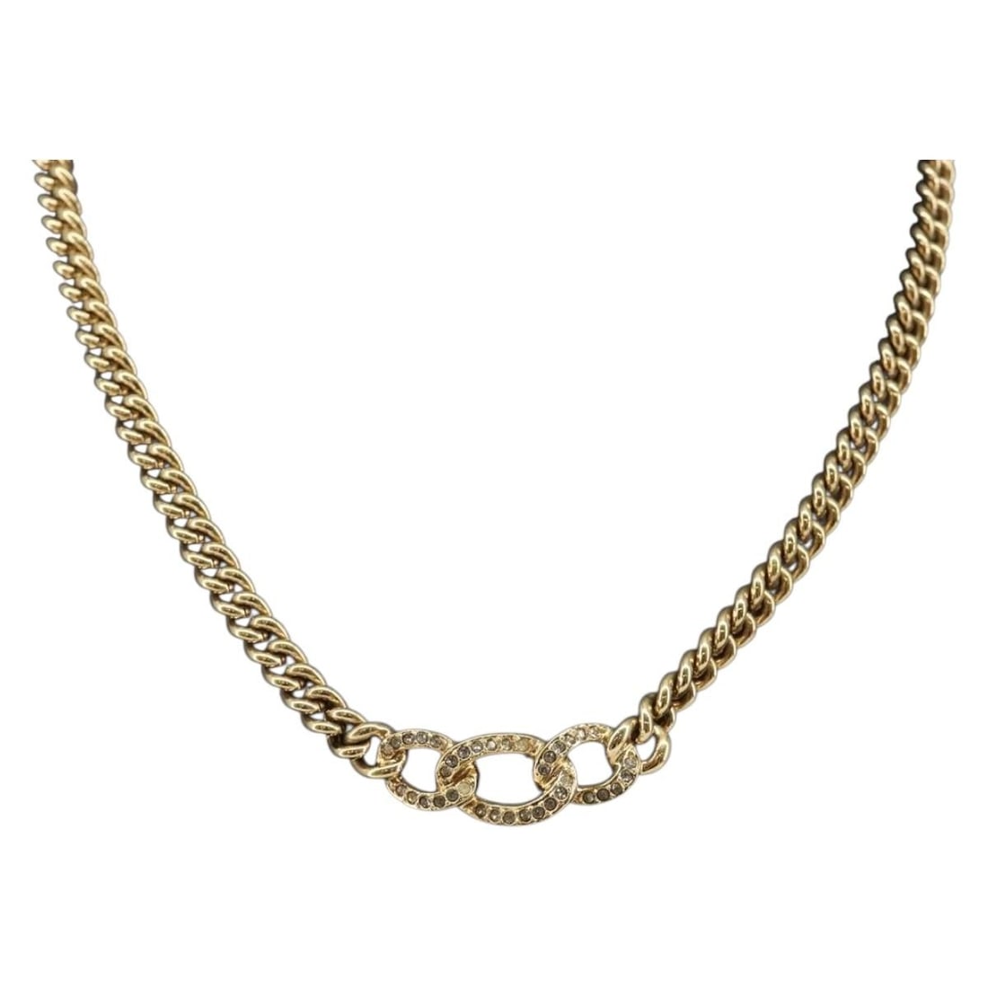 Christian Dior Gold Metal Necklace Auth 142061 Luxury Jewelry: Christian Dior Gold Metal Necklace Auth 142061 Luxury Jewelry This exquisite Christian Dior necklace showcases a luxurious gold-tone metal design, reflecting the brand's signature elegance. With an ap