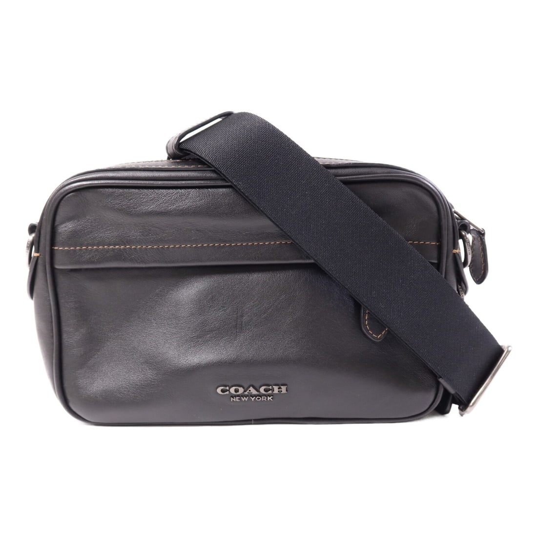 Black Calfskin COACH F39946 Shoulder Bag with Silver Hardware: Black Calfskin COACH F39946 Shoulder Bag with Silver Hardware This Coach shoulder bag is crafted from black calfskin leather and features a classic design. It offers practical dimensions suitable for