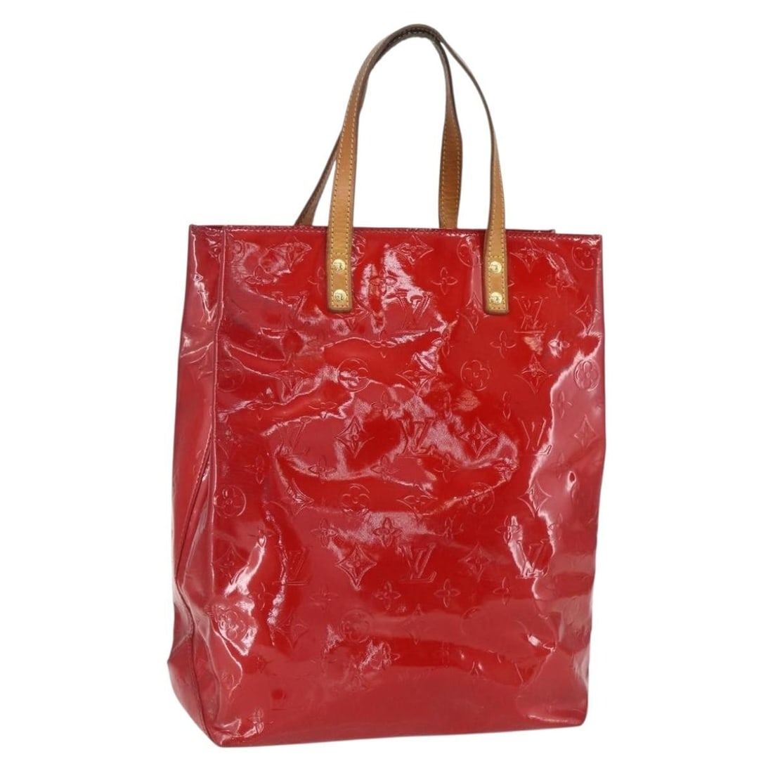LOUIS VUITTON Monogram Vernis Reade MM Red Hand Bag M91086: LOUIS VUITTON Monogram Vernis Reade MM Red Hand Bag M91086 This authentic LOUIS VUITTON Monogram Vernis Reade MM Hand Bag is a stunning accessory, crafted from high-quality patent leather in an eye-ca