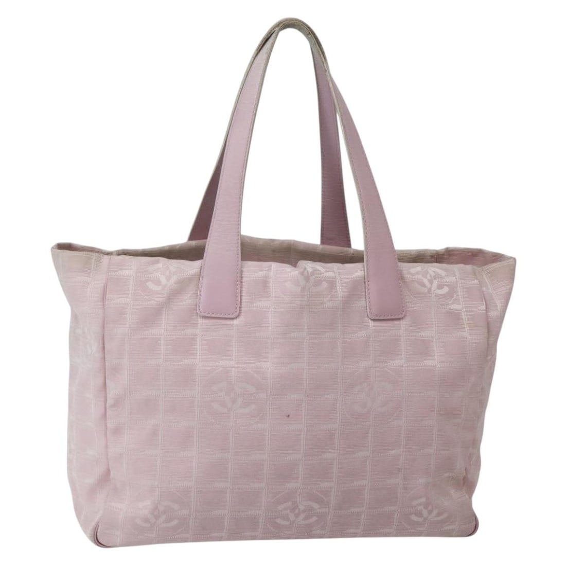 CHANEL New Travel Tote Bag Pink Gold Nylon Auth BA5975: CHANEL New Travel Tote Bag Pink Gold Nylon Auth BA5975 This CHANEL New Travel Line Tote Bag is a stylish and functional accessory crafted from durable nylon in a charming pink and gold color combinati