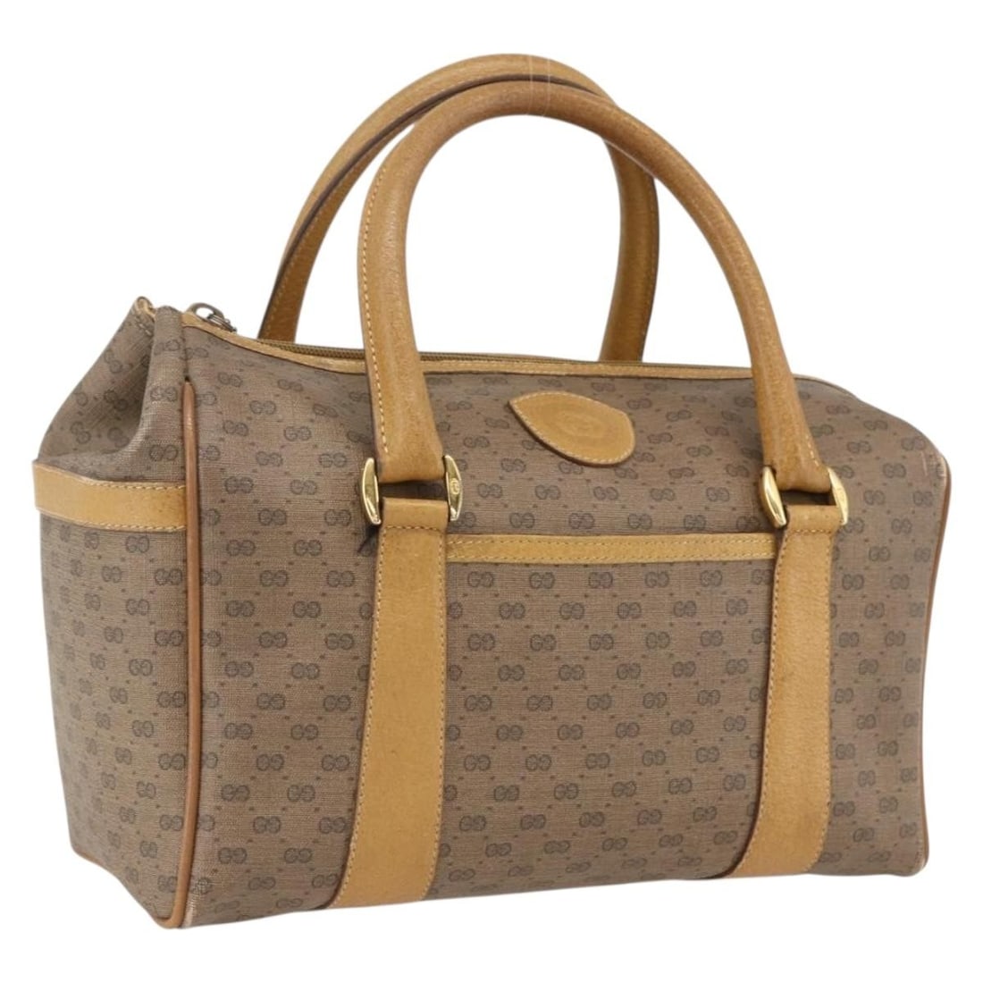 Beige Gold PVC Gucci Micro GG Canvas Hand Bag 000 40 0207 Italy: Beige Gold PVC Gucci Micro GG Canvas Hand Bag 000 40 0207 Italy This Gucci Micro GG Supreme Hand Bag features a beige and gold color scheme crafted from PVC leather combined with GG canvas. The handba
