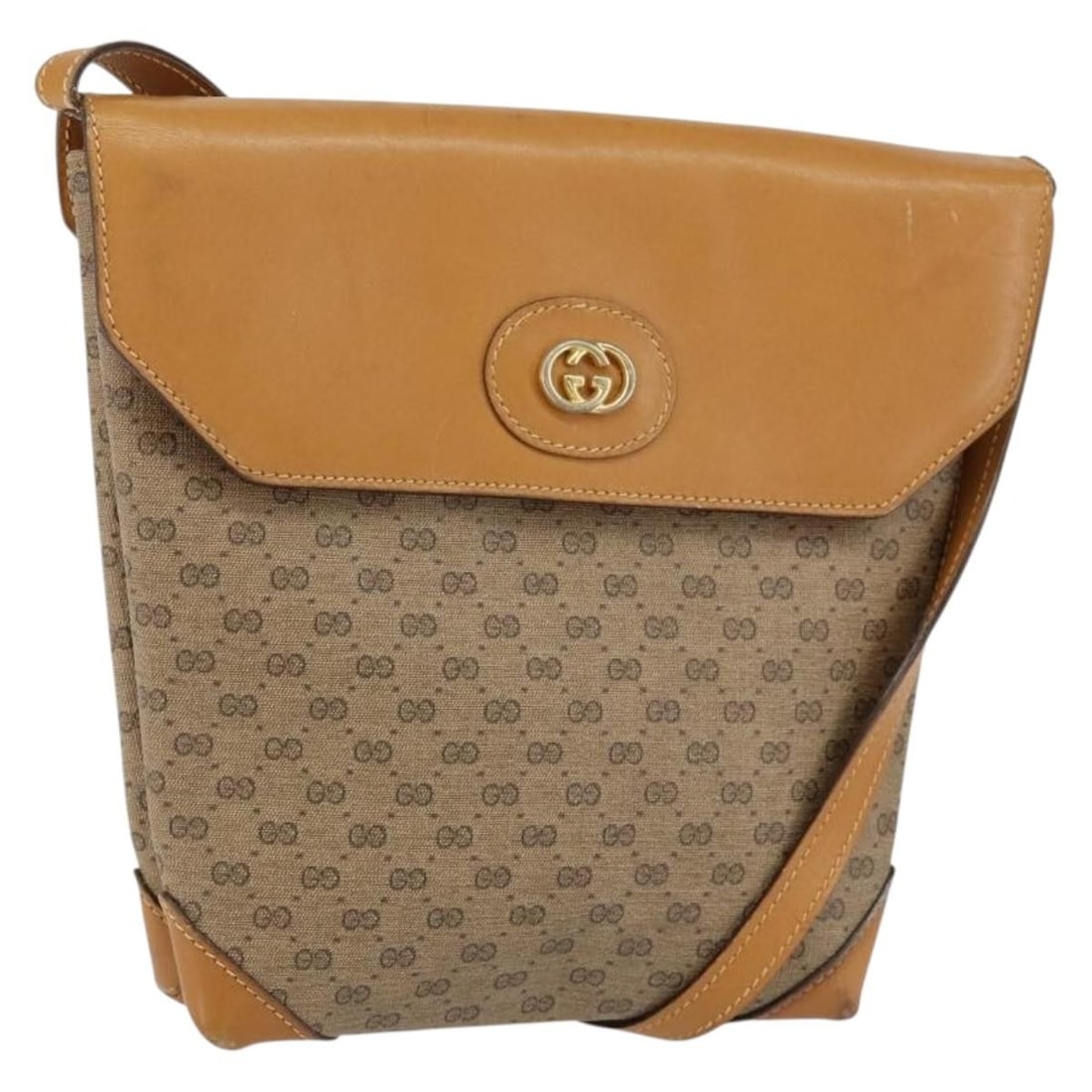 GUCCI Micro GG Supreme Beige Gold PVC Shoulder Bag BA7969: GUCCI Micro GG Supreme Beige Gold PVC Shoulder Bag BA7969 This GUCCI Micro GG Supreme Shoulder Bag is a stylish accessory that embodies luxury and practicality. Crafted in Italy, this shoulder bag fea