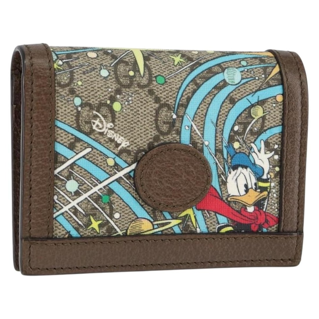 GUCCI GG Supreme Beige PVC Compact Wallet Italy Auth 648121: GUCCI GG Supreme Beige PVC Compact Wallet Italy Auth 648121 This Gucci GG Supreme Compact Wallet is a stylish and functional accessory crafted in Italy from durable PVC leather. Its beige exterior fea