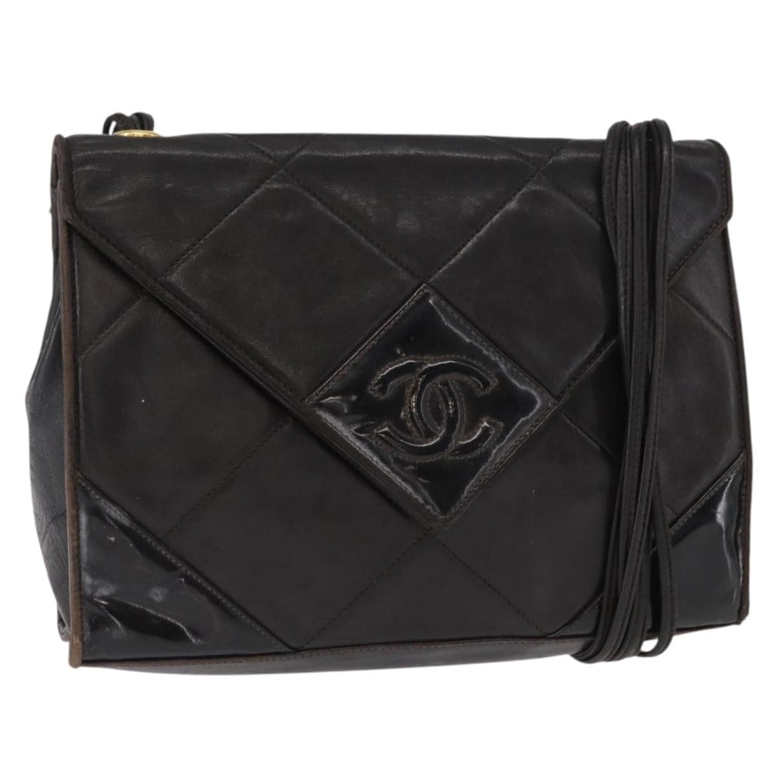 CHANEL Brown Gold Matelasse Shoulder Bag Lambskin Auth BA8409: CHANEL Brown Gold Matelasse Shoulder Bag Lambskin Auth BA8409 This exquisite CHANEL Matelasse Shoulder Bag is crafted from luxurious lambskin leather, featuring a stunning combination of brown and gol