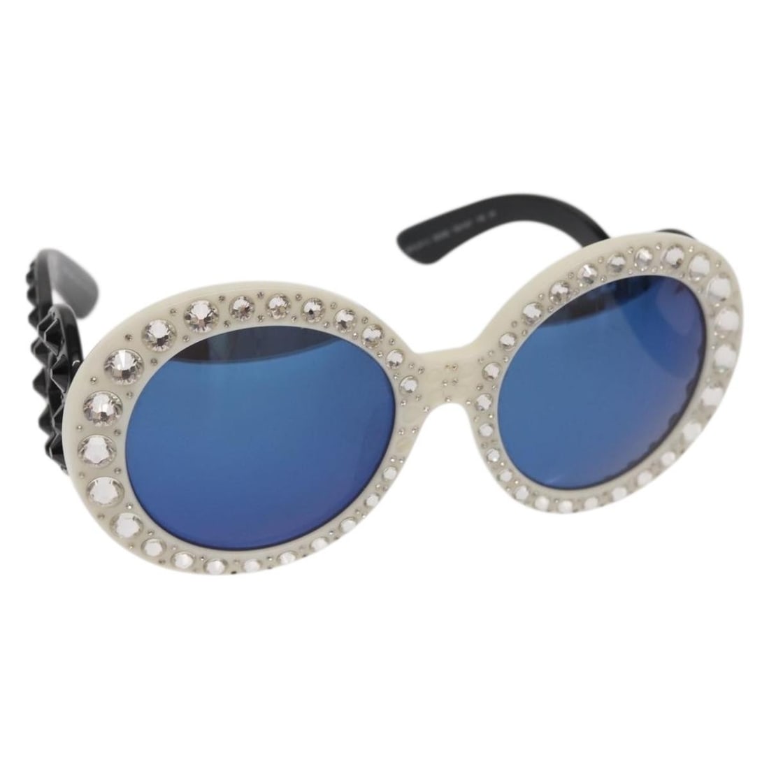 Authentic PRADA White Plastic Sunglasses Made in Italy: Authentic PRADA White Plastic Sunglasses Made in Italy Elevate your style with these authentic PRADA sunglasses, crafted in Italy. These chic sunglasses feature a sleek white plastic frame, combining