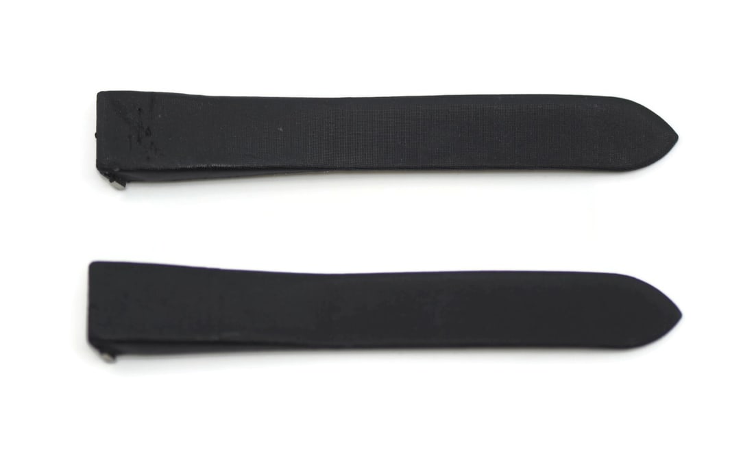 Cartier Authentic Black Leather Watch Strap 16mm: Cartier Authentic Black Leather Watch Strap 16mm Elevate your timepiece with this authentic Cartier Black Leather Strap. Made from high-quality leather, this wristwatch band features a sleek black col