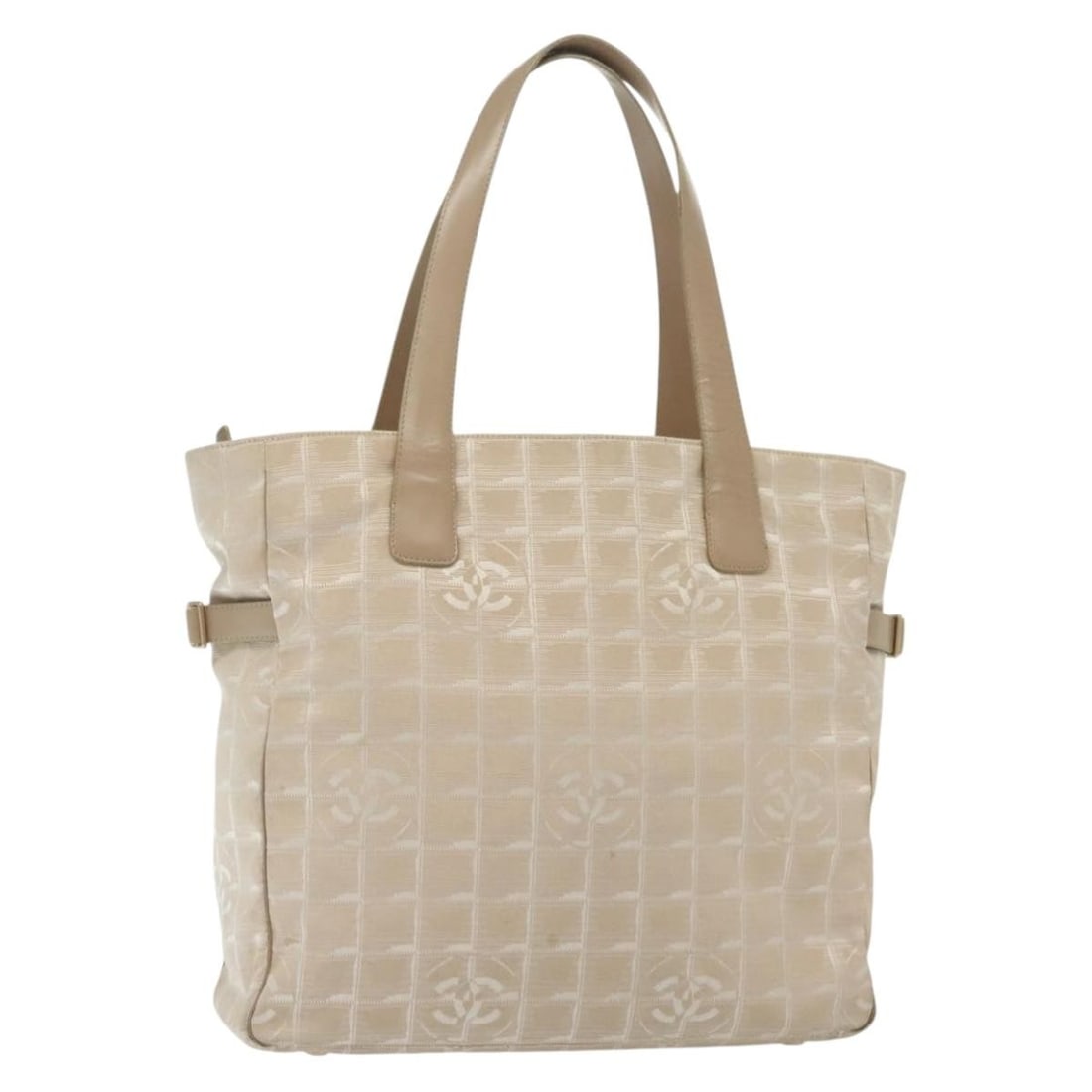 CHANEL Pink Gold Nylon Travel Tote Bag BA4944 Authentic: CHANEL Pink Gold Nylon Travel Tote Bag BA4944 Authentic Discover the elegance of the CHANEL New Travel Line Tote Bag, a stunning blend of style and functionality. Crafted from durable nylon, this tote