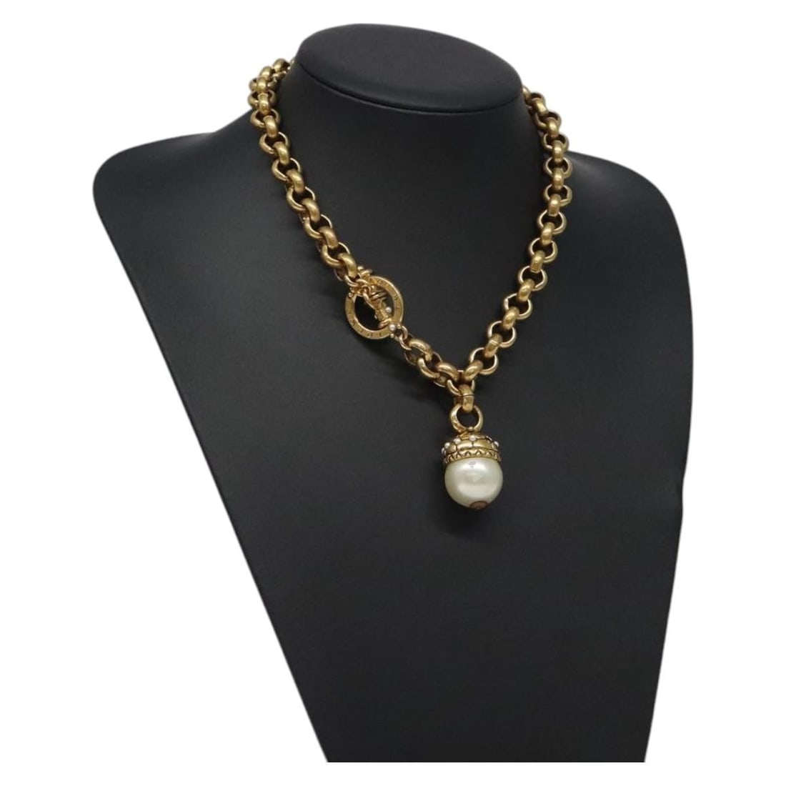 LOEWE Gold Metal Necklace Authentic Statement Piece: LOEWE Gold Metal Necklace Authentic Statement Piece Elevate your style with this striking LOEWE gold metal necklace. Crafted from durable metal, this necklace features a total length of approximately