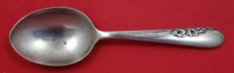 International Sterling Silver Baby Spoon Blossom Time 4 1/8 Vintage: International Sterling Silver Baby Spoon Blossom Time 4 1/8 Vintage This vintage baby spoon, crafted by International in the Blossom Time pattern, measures 4 1/8 inches and is made of high-quality ste