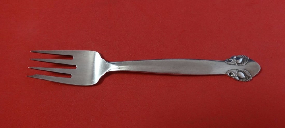 Georg Jensen Bittersweet Sterling Silver Salad Fork 4-Tine 6.5in: Georg Jensen Bittersweet Sterling Silver Salad Fork 4-Tine 6.5in Elevate your dining experience with this exquisite 4-tine salad fork from the Bittersweet pattern by Georg Jensen. Crafted from high-qu
