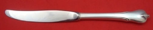 Wallace Grand Colonial Sterling Silver Knife 8 7/8 Modern Flatware: Wallace Grand Colonial Sterling Silver Knife 8 7/8 Modern Flatware This stunning modern knife from the Grand Colonial pattern by Wallace is crafted from high-quality sterling silver with a durable sta