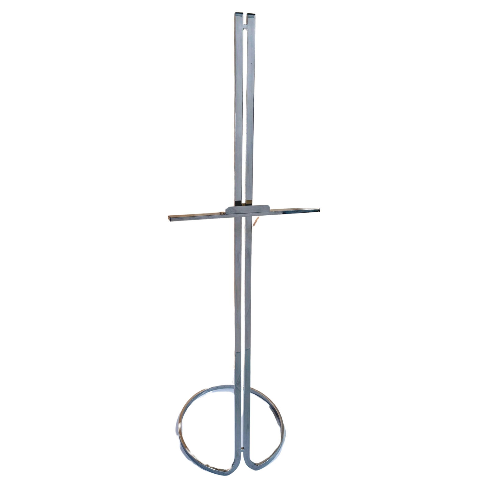Milo Baughman Style 1980s Chrome Adjustable Easel: Milo Baughman Style 1980s Chrome Adjustable Easel This Milo Baughman Style Polished Chrome Adjustable Easel is a striking piece of Mid-Century Modern design, attributed to the renowned designer Milo