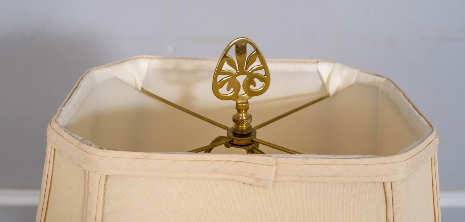 Neoclassical Ceramic Urn Table Lamp with Swing Handles - 10