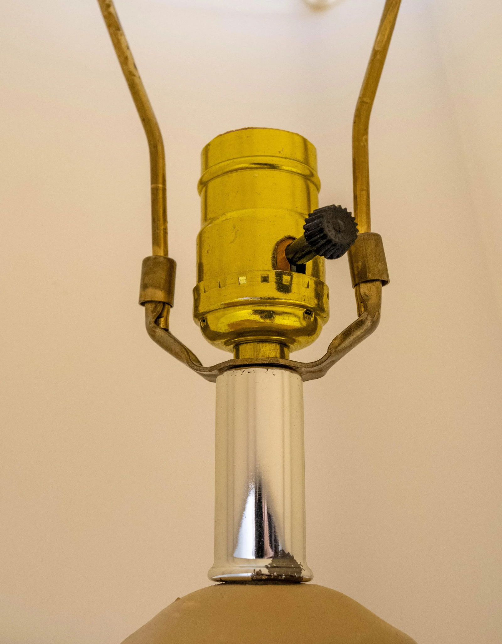 Neoclassical Ceramic Urn Table Lamp with Swing Handles - 5