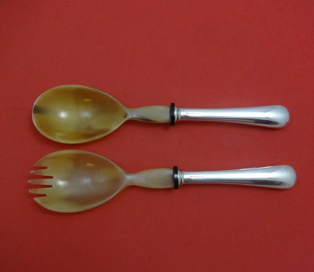 Zaramella Argenti Spagnolo 2pc Sterling Silver Salad Serving Set 9": Zaramella Argenti Spagnolo 2pc Sterling Silver Salad Serving Set 9" Elevate your dining experience with this exquisite 2-piece salad serving set from Zaramella Argenti, crafted in sterling silver. Thi