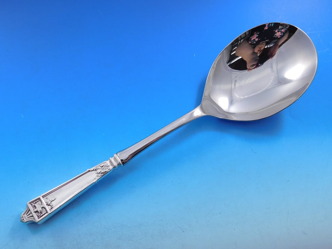 Gorham Lansdowne Sterling Silver Casserole Spoon Custom Made 11": Gorham Lansdowne Sterling Silver Casserole Spoon Custom Made 11" Elevate your dining experience with this exquisite Lansdowne casserole spoon by Gorham. Crafted from high-quality sterling silver, this